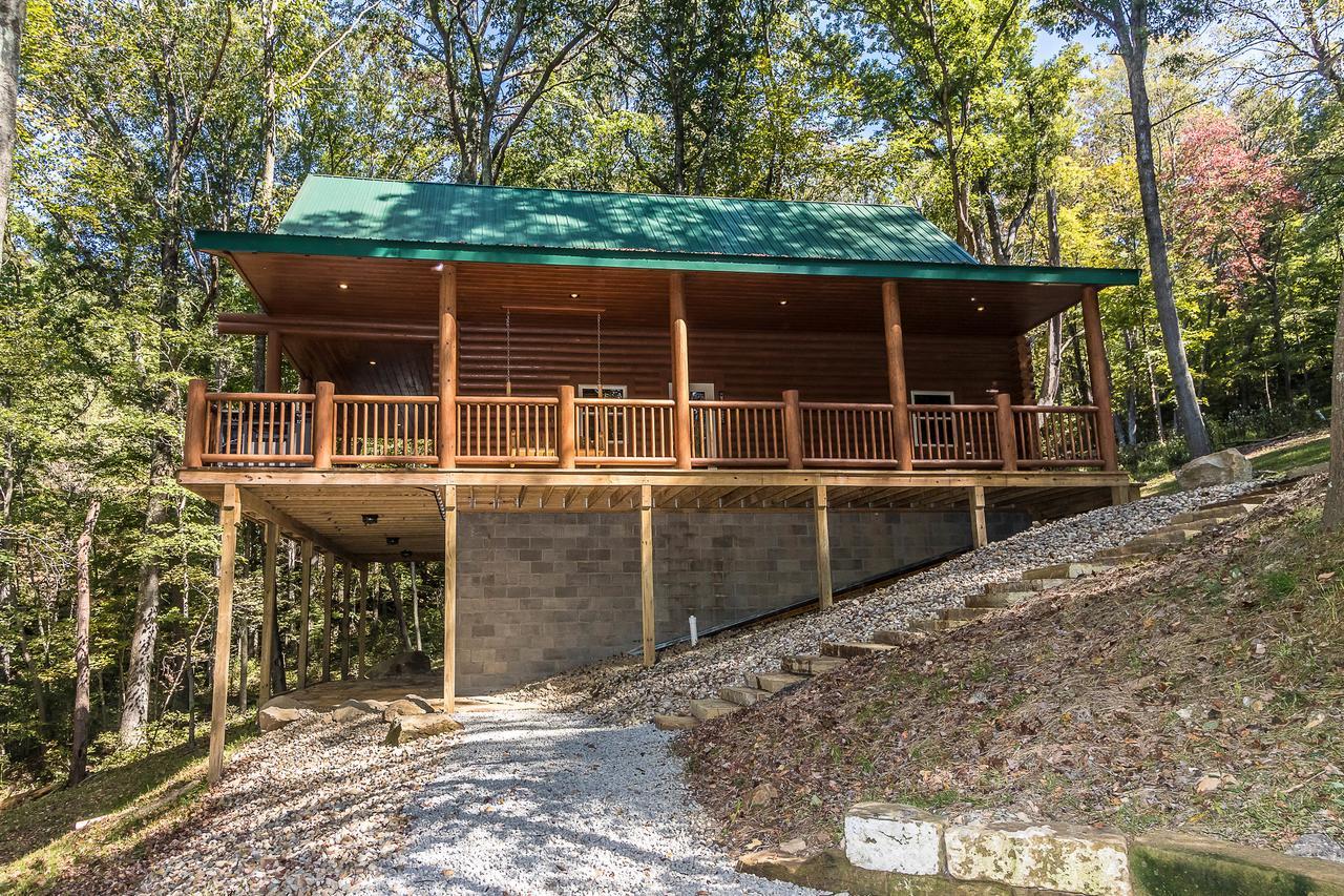Hocking Hills Cabins & Resort Foxfire Logan Dış mekan fotoğraf