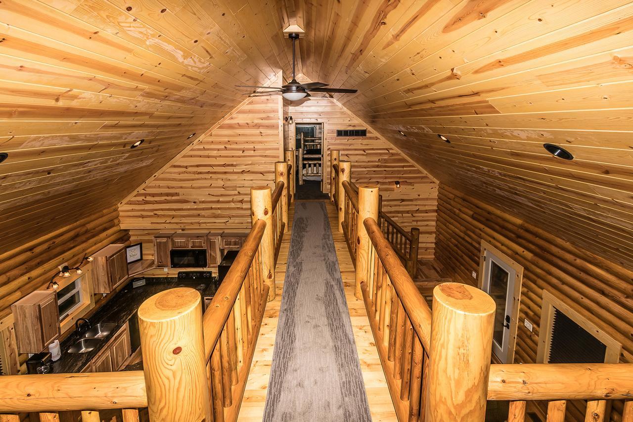 Hocking Hills Cabins & Resort Foxfire Logan Dış mekan fotoğraf